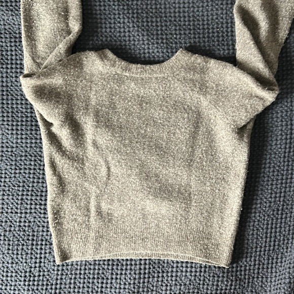 Community | Yak Wool Blend Cropped Sweater in Heather Taupe Size XXS - Picture 3 of 5